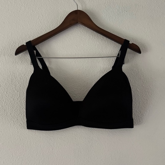 Auden LIKE NEW Black Lightly Lined Wire-Free Natural Shape Smoothing Bra 38DD - Picture 12 of 13